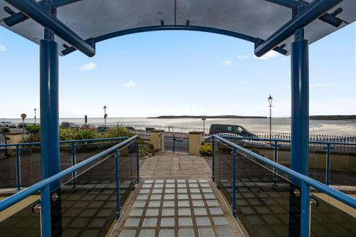 3 South Beach Court - Cosy Seafront Apartment