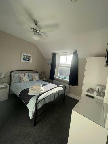Hostal Ivy Bank Guest House, Tenby