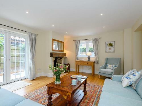 Sea Lavender Cottage-uk11930