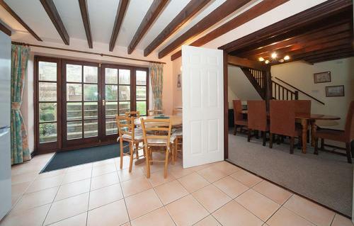Lodge Sands Farm Cottages