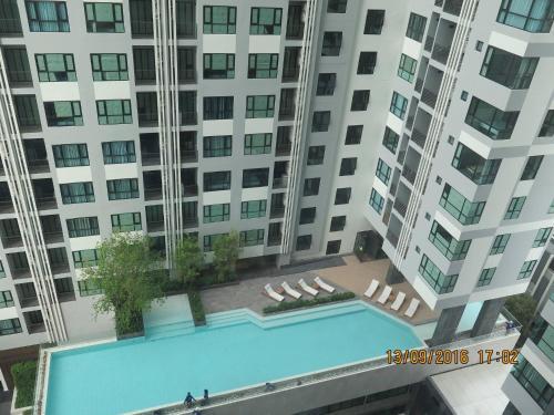Central Pattaya Near Hilton 1 Br Poolseaview 8