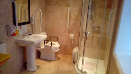 Bed & Breakfast Carer 4 You Residential Home