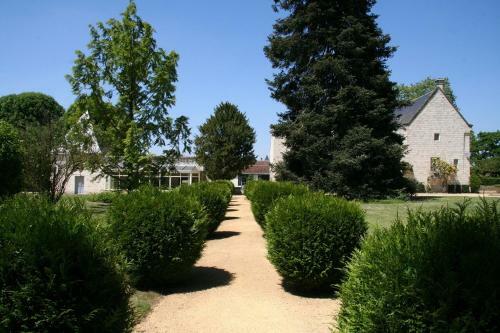 Ch�teau De Bournand B&B