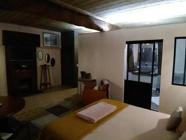 Hostal Domaine Du Lieu Des Brocs