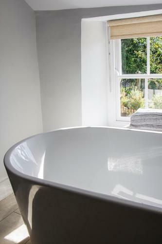 Cusgarne Manor Boutique B&B - Adults Only