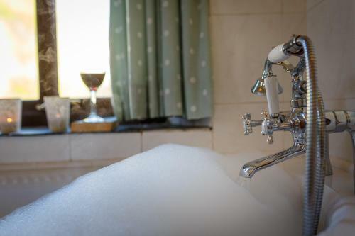 The Snug At Cornish Barn Holidays