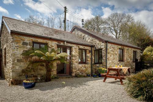 The Snug At Cornish Barn Holidays