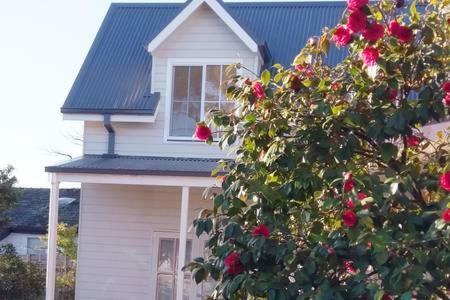 Bradshaw House