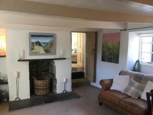 The Thatched Cottage