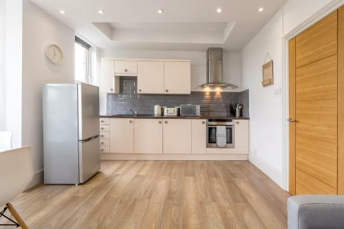 Sea's The Day - Sea View Apartment