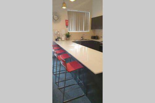 Newly Built - Blue On Albion