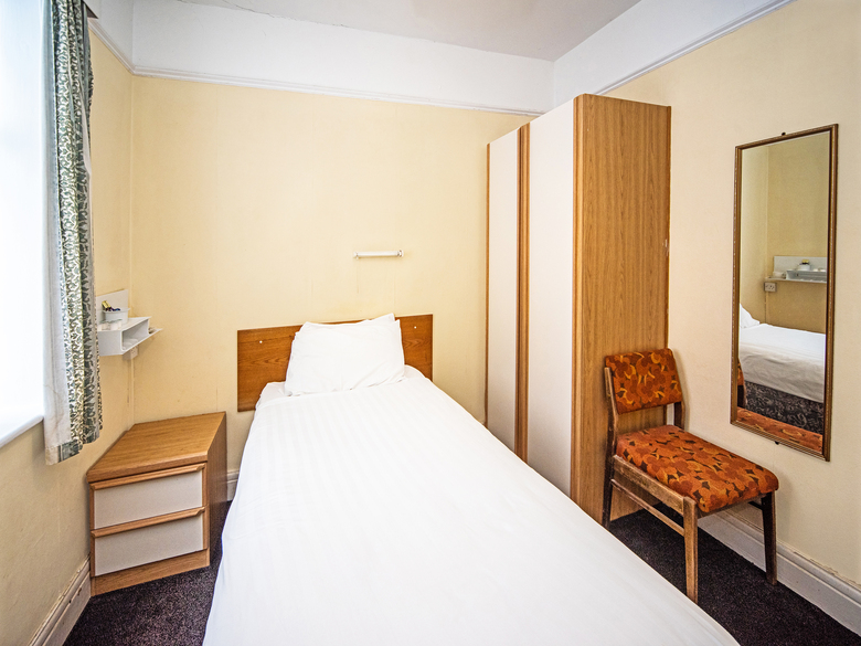The Sherwood Palm Hotel