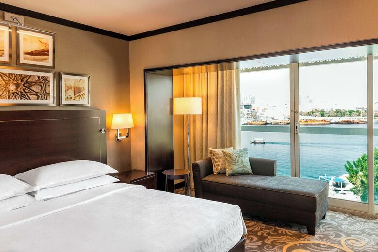 Sheraton Dubai Creek Hotel And Towers