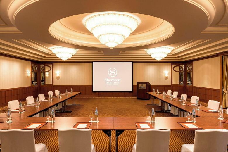 Sheraton Dubai Creek Hotel And Towers