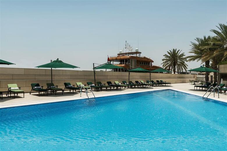 Sheraton Dubai Creek Hotel And Towers