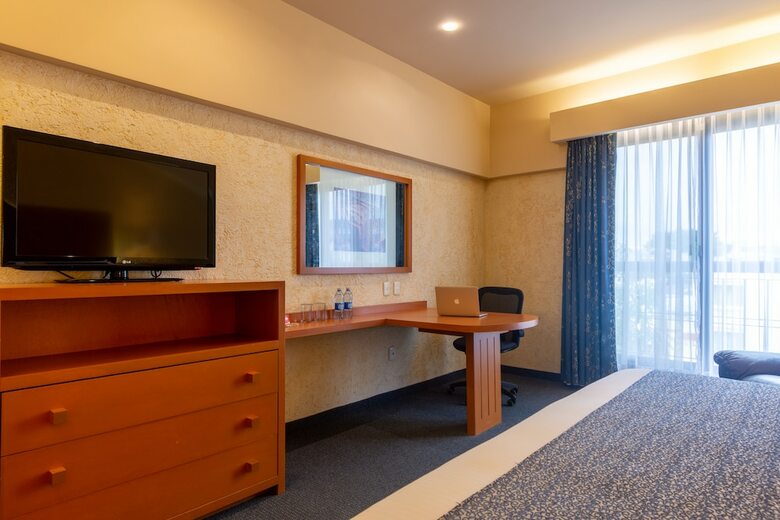 Hotel Flamingo Inn