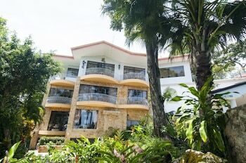 Hotel La Mansion Inn (.)