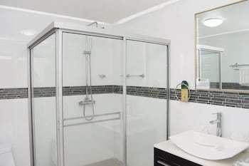 Hotel La Mansion Inn (.)