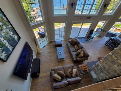 Villa Selena-lakefront-families Only-boat Launch