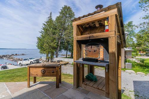 Villa Selena-lakefront-families Only-boat Launch