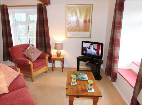 Wonderfully Scenic And Comfortable Dales Mill Property