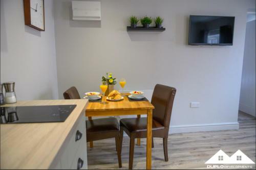 Bradford Apartment At West Drayton Farm