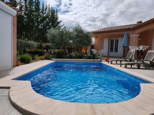 Hostal B&B Villa Les Tamaris