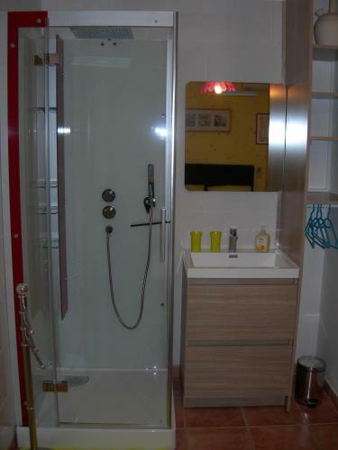Hostal B&B Villa Les Tamaris
