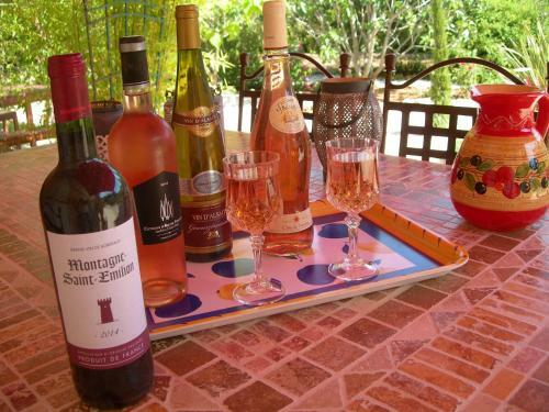 Hostal B&B Villa Les Tamaris