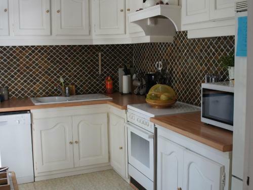 Holiday Home Suzanne Regusse