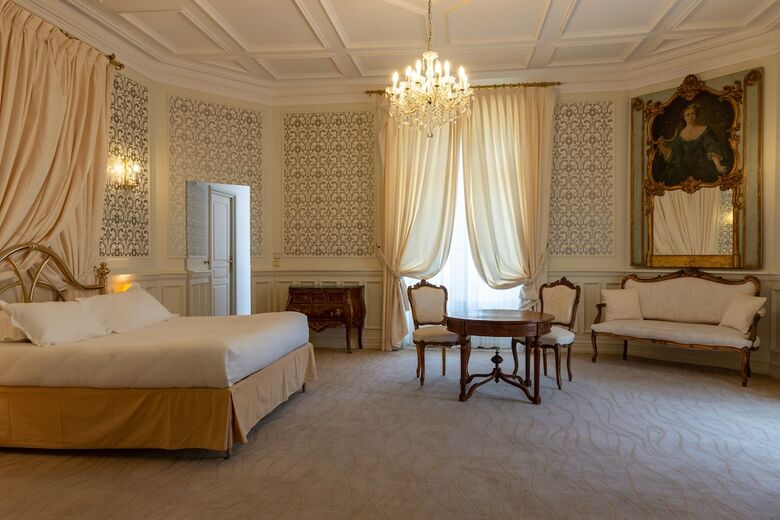 Hotel Ch�teau De P�rigny