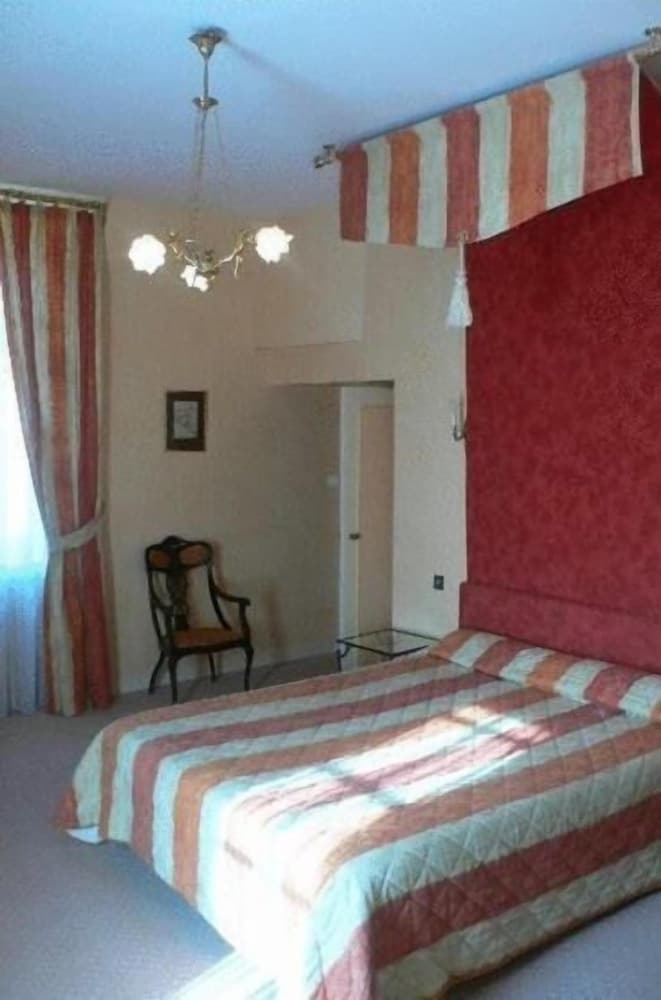 Hotel Ch�teau De P�rigny