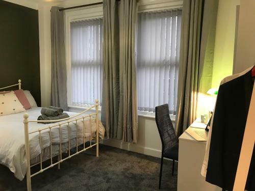 Apartamento Stylish Modern 3-bed House Nr Manchester City Ctr