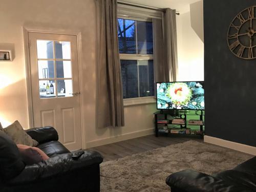 Apartamento Stylish Modern 3-bed House Nr Manchester City Ctr