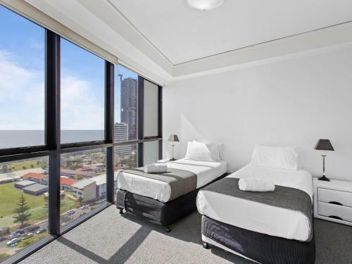 Beautiful 2 Bed Ocean Facing Apartment At Sierra Grand