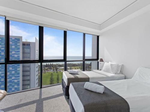 Beautiful 2 Bed Ocean Facing Apartment At Sierra Grand