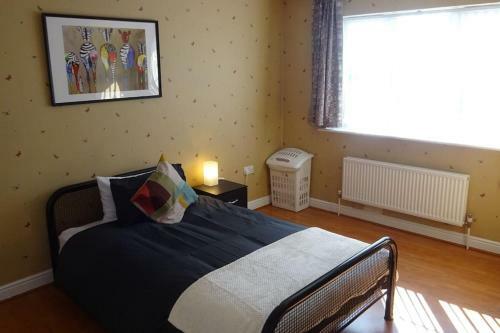 Newly Refurbished 5 Bedroom House