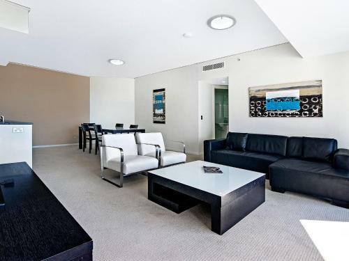Stunning 2 Bed Ocean Facing Apartment In Sierra Grand