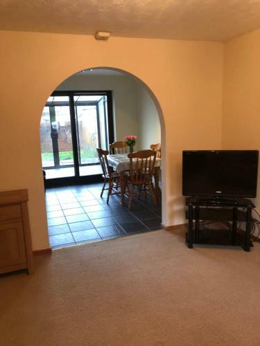 Modern Two Bedroom House Near Jurassic Coast