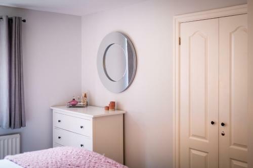Bellman Apartment - Pet Friendly With Parking