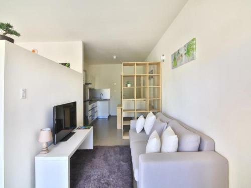 Hostal Room In Apartment - Nice Aparthotel In A Great Location
