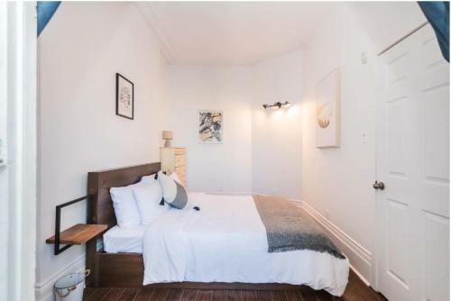 Apartamento Des Remparts- 2-bed With Great Views, Terrace