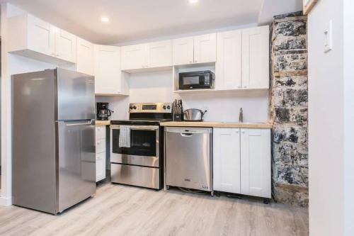 Apartamento Modern Meets Rustic- 2 Bedroom In Old Quebec