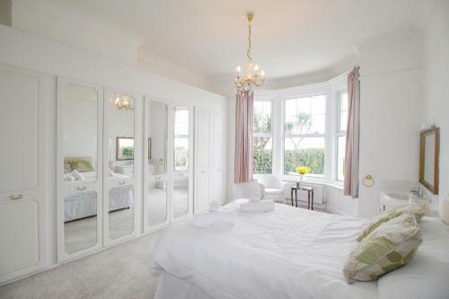 Weymouth Bay Apartment A