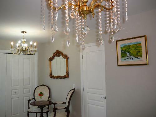 Villa Merci � La Vie! Thanks To Life!