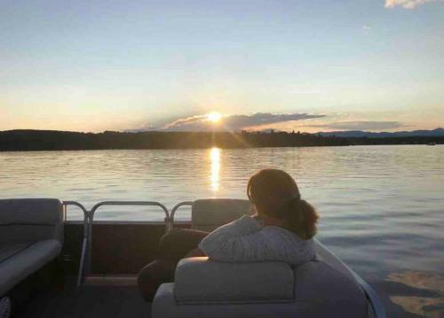 Chalet Moderne Et Chaleureux Avec Un Acc�s Au Lac