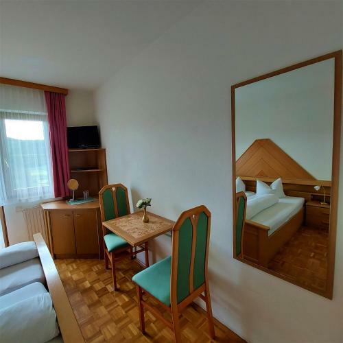 Bed & Breakfast Landgasthof Hasbauer