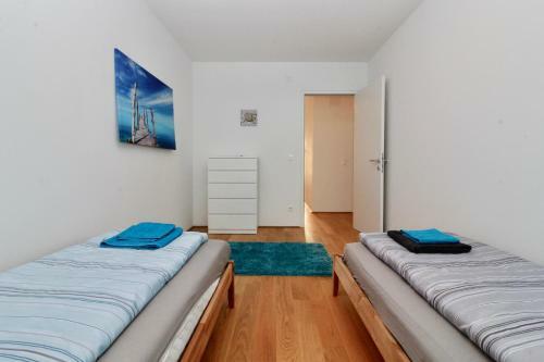 Modern Apartment With Terracce Top 3