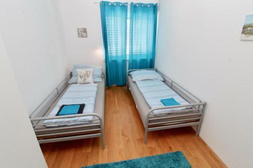 Modern Apartment With Terracce Top 3