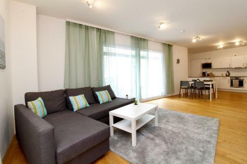 Apartamento Spacious Terrace Apt In Modern Klosterneuburg Building Top 2